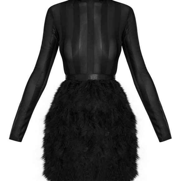 Black feather dress - Picture 4 of 6